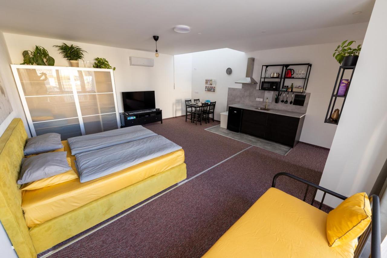 Plzeňská 465 Apartamento Praga