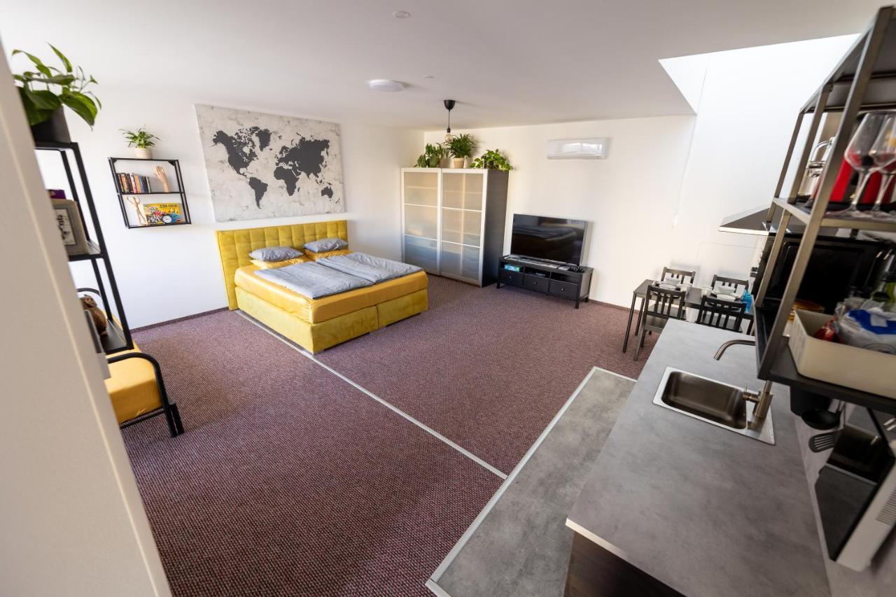 Plzeňská 465 Apartamento *